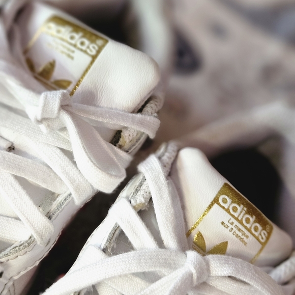 ADIDAS - Picture 8 of 12